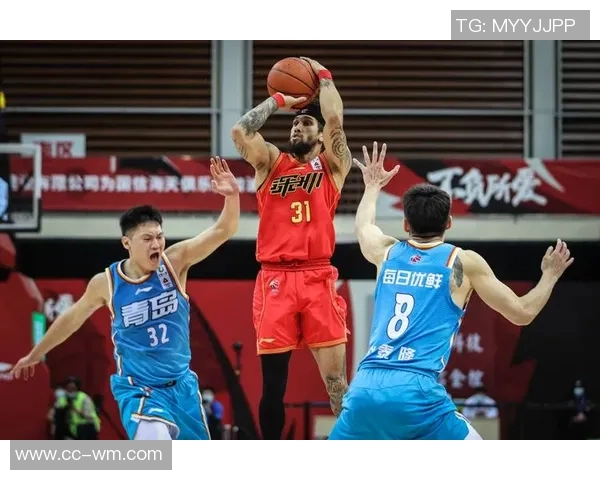 布克创历史新高前八场场均30分5助攻命中率超五成三分命中率达四成 布克创历史新高前八场场均30分5助攻命中率超五成三分命中率达四成